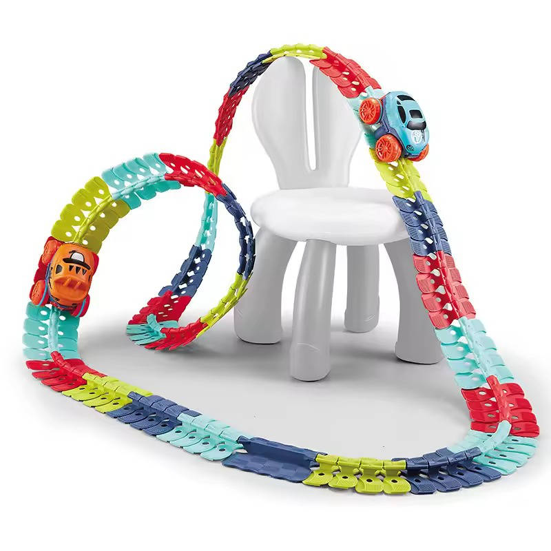 Glow in the Dark Flexible Race Track Set with Snap Together Pieces and a Detachable Body Car in 92 or 184 Pieces